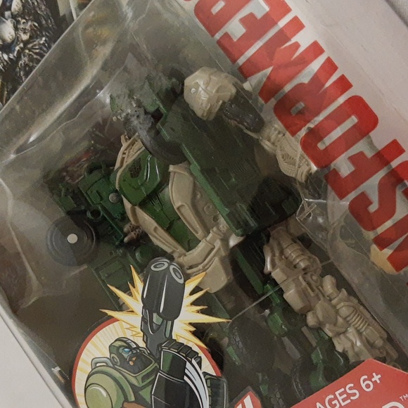 Transformers Age of Extinction Quick Draw Autobot HOUND, SEALED w Box Damage - Picture 9 of 15